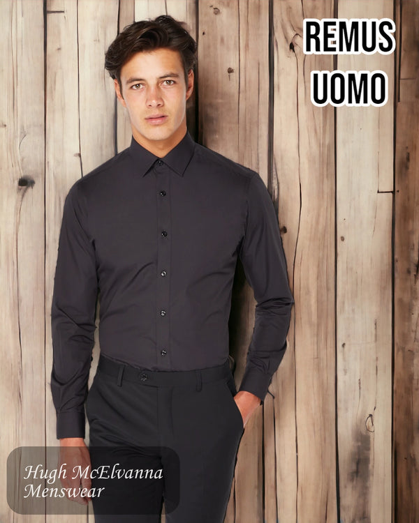 Black Remus Uomo Tapered Fit Shirt - 18300